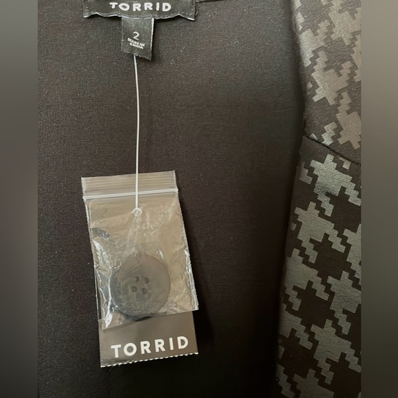 Torrid Studio Luxe Ponte Blazer Jacket 2X (18/20) Black Houndstooth NWT - Picture 6 of 10